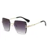 Gafas de Sol Sin Marco de Borde Cortado Transfronterizas para Mujer, Gafas Cuadradas de Moda Bicolor, Protección Solar, Versátiles, Gafas de Sol de Gama Alta al por Mayor