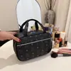 Bolsa de Maquillaje Pequeña Portátil, Bolsa de Almacenamiento para Cosméticos Impermeable Estilo Ins para Llevar, Neceser de Gran Capacidad para Viajes y Viajes de Negocios