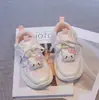 Nuevos Zapatos Deportivos de Otoño e Invierno para Niñas, Malla Doble Transpirable Ligeros con Lazo Hello Kitty Populares Zapatos Deportivos para Niños Mayores