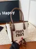 Bolsa de Mano con Diseño de Letra de Nicho de Comercio Exterior para Mujer 2026 Nueva Versátil de Alta Gama Bolso de Hombro Bolso Cruzado Casual
