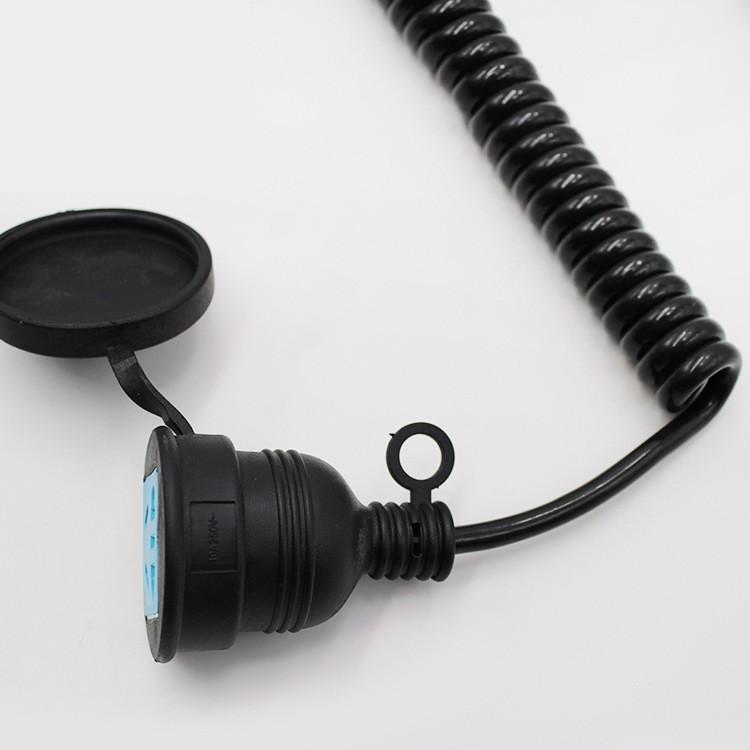 12942924811_2023232878