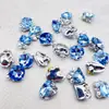 Nuevos Accesorios para Uñas con Diamantes Apilados Azul Claro, Diamantes Apilados Rectangulares con Acabado Azul Brillante, Corazón Torcido, Accesorios de Uñas de Lujo Accesibles