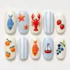 Arte de Unha Vestível Frescor do Oceano Unhas Quadradas de Comprimento Médio Adesivos para Unhas com Padrões de Lagosta, Peixinhos, Velheiro e Frutas Unhas Postiças
