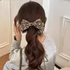 Pinza de plátano dulce de lunares estilo coreano para mujer, nuevo modelo 2026, pinza vertical de alta gama para la parte posterior de la cabeza, pinza de pelo de moda, accesorio para el cabello