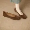 Zapatos bajos de ante de punta cuadrada de moda, nuevo estilo coreano primavera/otoño 2026, sencillos, de suela blanda, cómodos, elegantes y versátiles