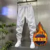 Novas Calças Casuais com Forro de Fleece Outono/Inverno 2025 para Homens, Grossas e Estilosas, Calças Jogger Versáteis, Calças Masculinas da Moda