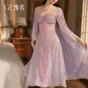 DZ Guiruo Sexy de Cuello en V Profundo con Copas de Pecho de Malla Transparente Tentación Bordada Camisola Camisón y Bata Set para Casa C7320