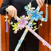 Espada de Trébol de Cuatro Hojas de la Suerte de Primavera, Kit de Materiales de Palo Retorcido DIY para Espada de Flor de Durazno, Accesorios para Fotos, Regalo para Parejas y Mejores Amigos
