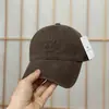 Nueva gorra de béisbol de ala corta suave estilo ins con letras bordadas, unisex, gorra versátil de pico de pato, hace que la cara se vea más pequeña, sombrero para el sol, moderno