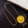 Novo colar com pingente Qilin e Deus da Riqueza Amarelo estilo chinês antigo banhado a ouro, apresentando intrincados padrões de nuvens, pingente redondo e joias vintage para atacado