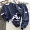 Ropa para Niños Trajes para Niños Atuendo de Otoño 2026 Nuevo Estilo para Niños de 12-13 Años Ropa de Invierno para Deportes Atuendo de Otoño de Moda 007
