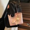 Bolsa Tote Casual de Grande Capacidade com Senso de Alto Padrão Transfronteiriça Feminina Verão 2025 Nova Bolsa de Ombro Versátil Bolsa de Mão Fashion