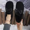 Sapatos de Algodão Peludo para Exterior Outono e Inverno Espessos e Fofos Sola Lisa Antiderrapante Pessoa Preguiçosa Venda Quente Transfronteiriça Sapatos Femininos