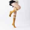 Otoño e Invierno nuevos calcetines largos de yoga para mujer de cinco dedos a rayas de alta calidad antideslizantes cálidos calcetines para piernas simples de tres barras