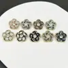 Outono e Inverno Novo Forma de Flor Corda Trançada de Metal Botões Decorativos Malha Tweed Tricô Jaqueta Pequenos Botões Perfumados