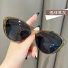 Librito Rojo Mismo Estilo Gafas Ojo de Gato Moda para Mujer Gafas Teame Antiluz Azul Gafas de Sol para Foto Callejera Marco de Moda Europeo y Americano