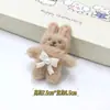 Colgante Pequeño de Regalo Puesto de Boda Muñeca de Peluche Linda Evento de Catering Colgante Chirriante Muñeca Pequeña