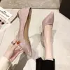 Tacones Altos Plateados para Mujer Diseño de Tacón Fino Sentido del Diseño Nicho Zapatos de Boda Vestido de Boda Xiuhe Dos Usos Verano 2026 Nuevo Color Champaña