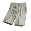 Shorts finos de seda gelada masculinos de verão, de secagem rápida, calças casuais esportivas no joelho, de corte solto, tamanhos grandes para pais de meia-idade
