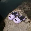 Crocs Infantis Meninos 2026 Verão Novos Antiderrapantes Antiodor Chinelos Sandálias de Banho Casa para Meninos Pés Sem Cheiro