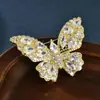 Broche de Mariposa de Zirconia de Lujo de Alta Gama Europeo y Americano Personalizado para Mujer, Elegante y Sofisticado Broche para Cárdigan con Personalidad Única