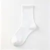 Calcetines desechables para hombre, calcetines de algodón de color liso, uso diario, absorbentes de sudor, resistentes al olor, calcetines finos de verano hasta la pantorrilla, esenciales para viajar, al por mayor