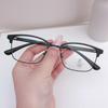 H6611 nueva montura de gafas montura de cejas para hombre gafas retro para miopía gafas de negocios gafas planas de moda venta al por mayor