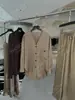 DestacadoTú Corriste 26 Otoño Temprano Nuevo Estilo Tencel Botón de Cuerno Holgado Camisa de Manga Larga Conjunto de Pantalones Casuales