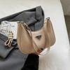 Bolso de diseño de nicho de estilo occidental de alta gama para mujer, popular bolso de mensajero combinable, bolso de hombro bajo el brazo, 2023