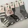 Meias de Cashmere Femininas para Outono e Inverno, Meias Largas, Listras de Desenho Animado, Espessadas, Amigáveis à Pele, Confortáveis, Quentes, Atacado do Fabricante