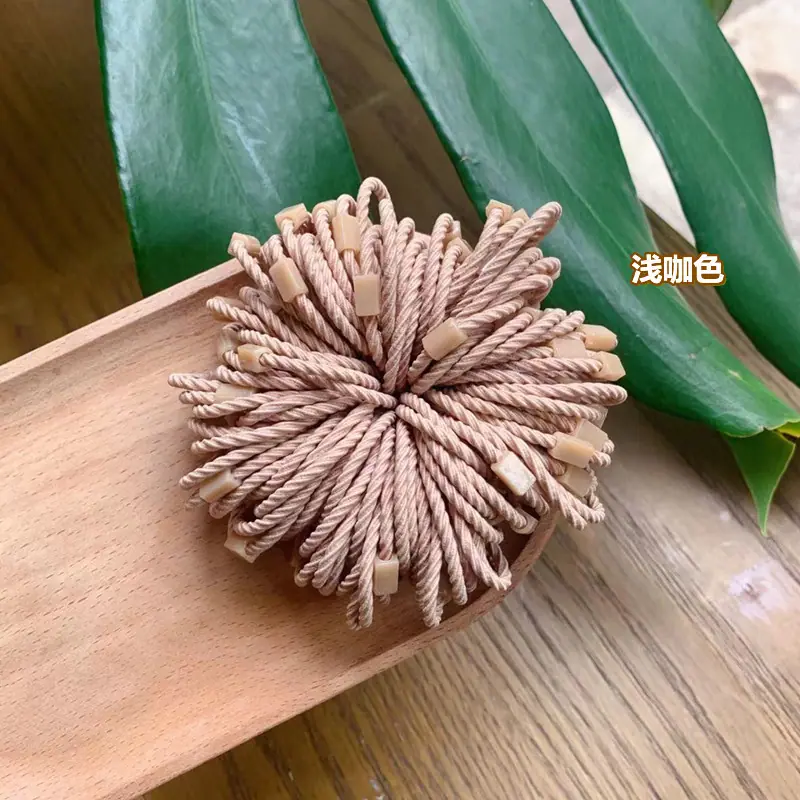 浅咖色