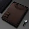 El suéter de lana Puyuan es lavable a máquina, lana australiana finamente hilada, nuevo suéter de lana de cuello semi-alto para hombre otoño e invierno 2025
