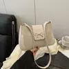 Bolso de Hombro Producto Nuevo Color Sólido Textura Simple Versátil Casual Bolso Cruzado Nicho Producto Nuevo Casual para Viajes Diarios Bolso Cruzado