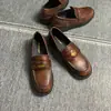 ¡Encuentra Stock de Fábrica! Mocasines Retro Británicos de Moda y Versátiles en Cuero Envejecido con Monedas Doradas Pequeñas, Tacones Gruesos y Suelas Gruesas