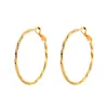 Moda Europea y Americana Simple Lujo Ligero Gama Alta Textura Geométrica Pendientes de Aro Versátiles para el Día a Día Pendientes de Nicho con Temperamento para Mujer