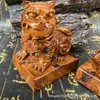 Taoísta Zhengyi Montanha Longhu Madeira de Trovão Natural Jujuba Escultura Tigre Deus Guardião General Tigre Negro Santo Tigre Deus Tigre