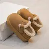 Zapatos peludos de moda y versátiles para niñas, colección otoño/invierno 2026, botas de nieve infantiles de suela blanda, cómodos zapatos de algodón retro para niños mayores