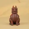 Madeira de Jujuba Fulminada Esculpida Unicórnio Besta Auspiciosa Enfeites Decorações para Casa Decorações de Mesa Esculturas em Madeira Artesanato em Madeira