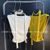 Camiseta Corta de Manga Corta con Diseño Coreano de Verano 2026, Estilo Nicho de Un Hombro para Mujer, Corte Ajustado y Top Corto Versátil para Mujer