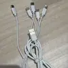 Adequado para Apple Tipo-C Android com Cabo de Carregamento Branco Power Bank Fonte de Alimentação Móvel Carregamento Rápido