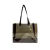 Fabricante Bolsa de Mão em PVC Bolsa Impermeável Bolsa Transparente para Presente Bolsa de Ombro Bolsa de Gelatina Feminina Grande Capacidade Bolsa para Roupas