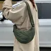 Colección Otoño 2026: Bolso cruzado para mujer, Bolso de hombro, Bolso tipo dumpling, Bolso para el trabajo, Ligero, Moderno y Bolso minimalista para debajo del brazo
