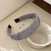 Diadema Gris de Techo Alto, Diadema de Alta Gama y Elegante para Mujer para Usar en Salidas Diarias, Paquetes de Cabello y Horquillas de Moda al Mayoreo