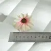 B 5.8cm Pintura al Óleo Cabeza de Flor Artificial Hecha a Mano DIY Accesorio para el Cabello Margarita Artificial Decoración para el Hogar Boda Fotografía