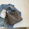 Bolsa de Lona para Mujer, Gran Capacidad, Nuevo Modelo 2026, Bolso de Hombro Cruzado Texturizado Otoño e Invierno, Bolso Tote para Viajes Transfronterizos