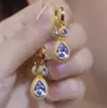 Pendientes de Diseño Personalizado, Lujo Accesible y Pendientes de Gama Alta, Exquisitos y de Moda, Pendientes de Zirconia Color Oro Champagne con Forma de Durian