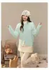 Chaleco de borrego estilo coreano H2AN1 STUDIO para mujer, una chaqueta versátil y elegante de pelo sintético 8606