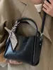 La Popular Bolsa Saco de Este Año para Mujer 2025 Otoño Nueva Moda Simple de un Solo Hombro Pequeña Bolsa Cruzada para Viajes