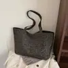 Otoño/Invierno 2026 Nuevo Retro Estampado de Leopardo Simple Moda Gran Capacidad Versátil Nicho Textura Bolso Tote de Hombro Único