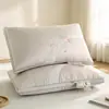 Núcleo de Almohada Mariposa Rosa de Lyocell 2026